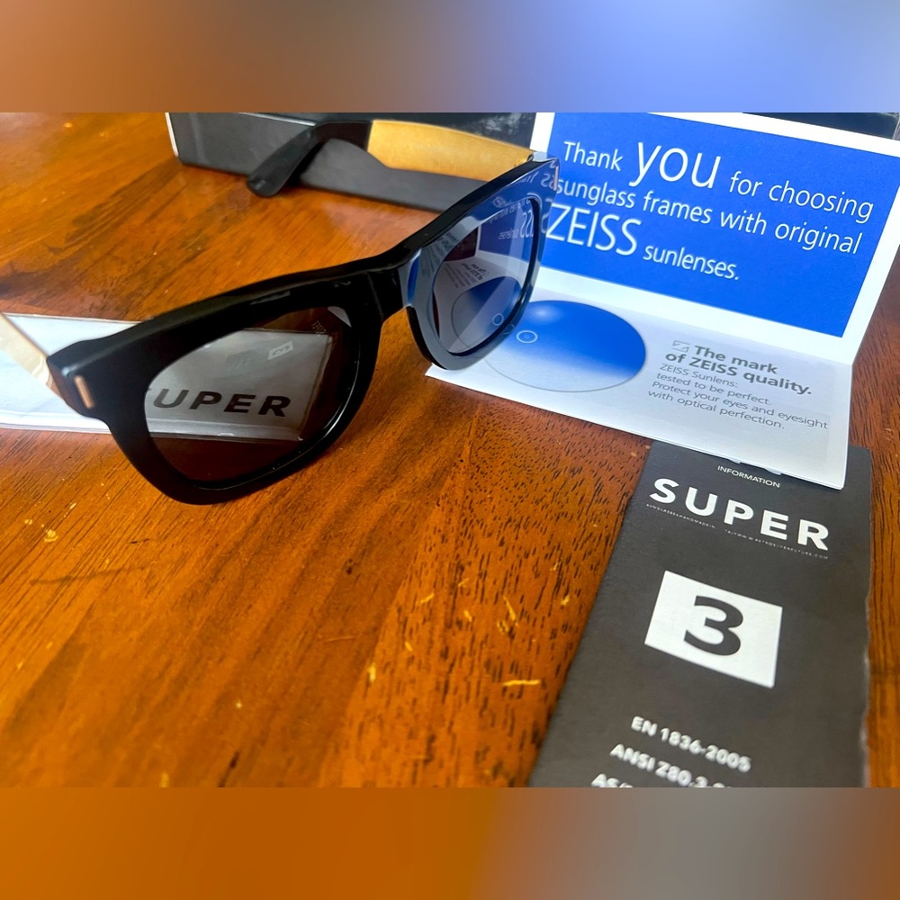 Super Sunglasses